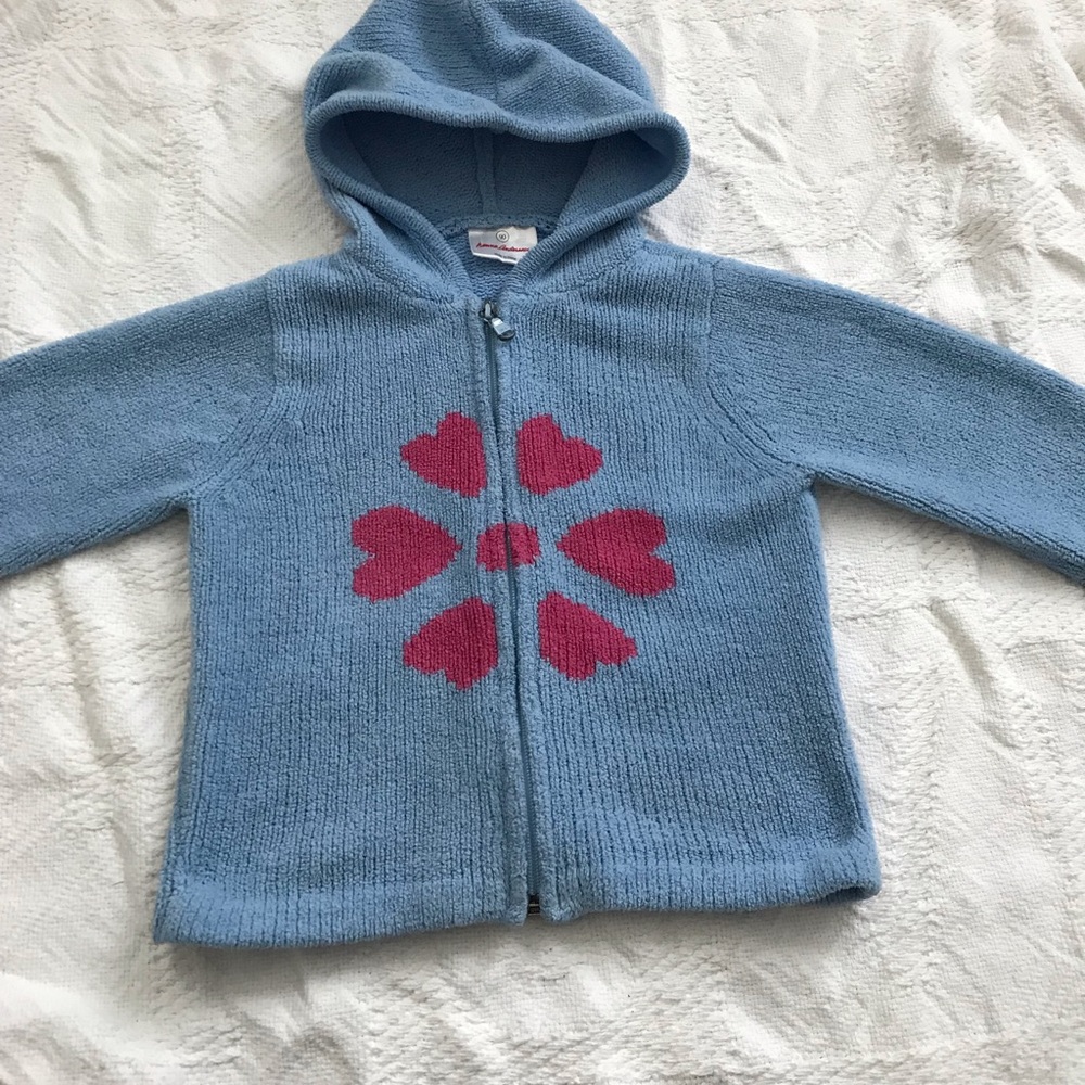 Thick sweater unique design.